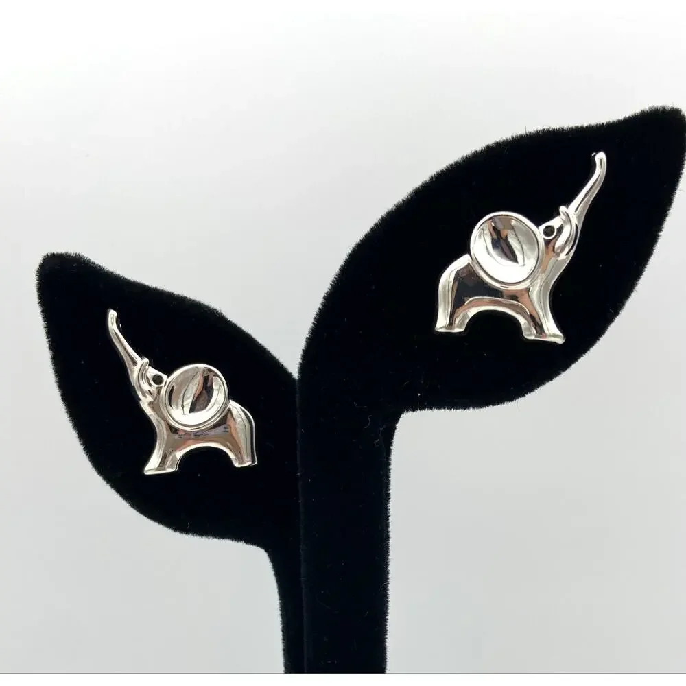 Vintage Elephant Brooch Pendant & Earrings Set Silver Tone
